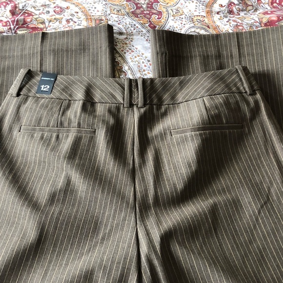 Like new -Limited Brown Pinstriped Slacks Cassidy Fit - Picture 4 of 6